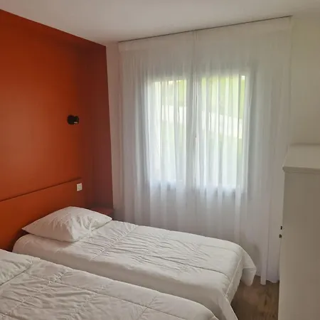 Bayonne Piscine Vue Montagnes Souraïde